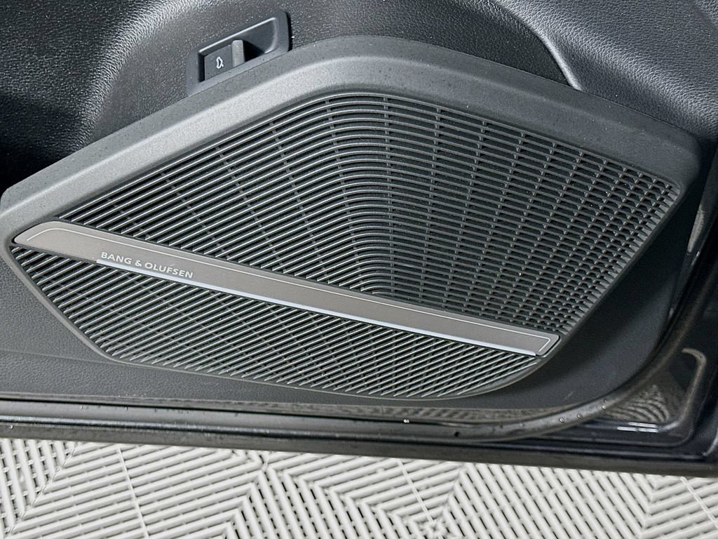 Used 2023 Audi Q5 2.0T Prestige w/ Prestige Package AWD/4WD image 19