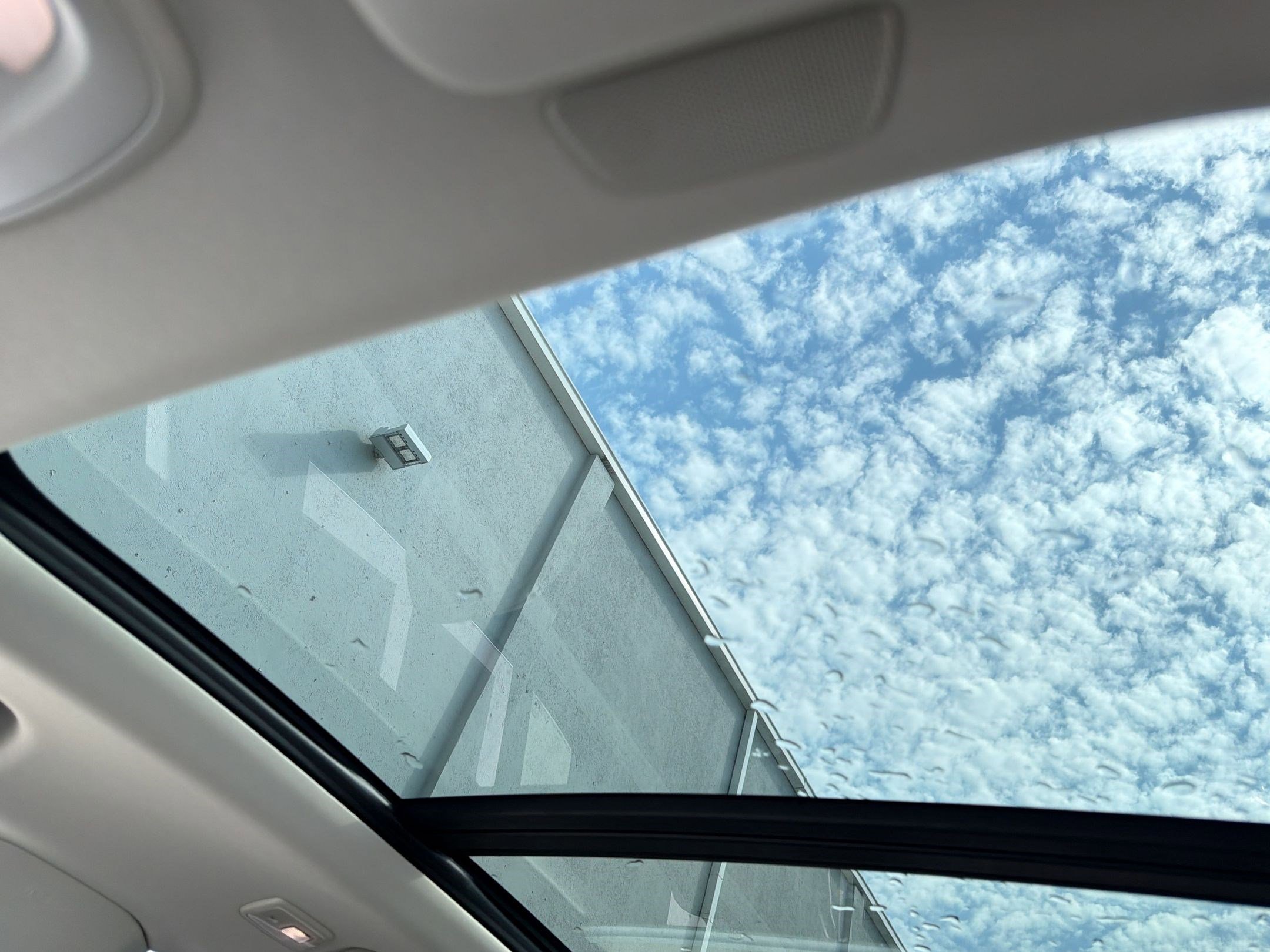 Used 2024 Volvo XC90 B6 Plus w/ Protection Package Premier AWD/4WD image 16