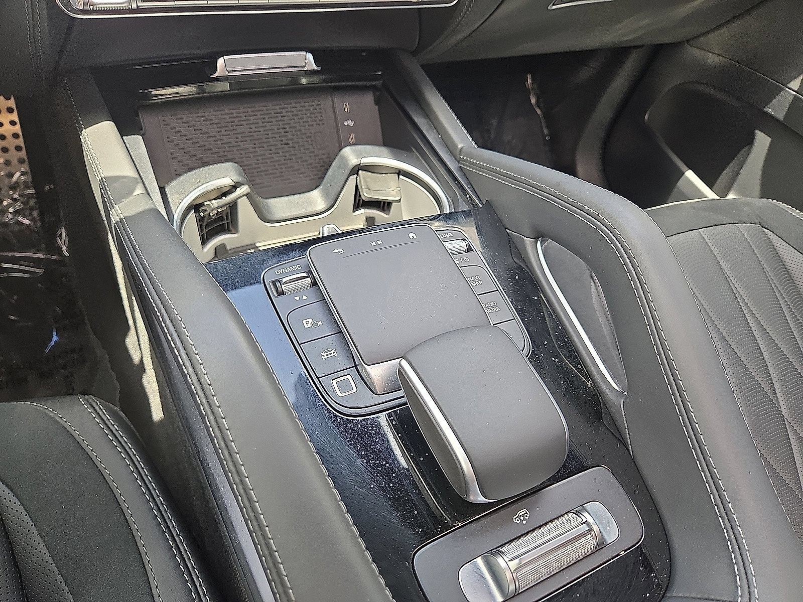 Used 2025 Mercedes-Benz GLS 63 AMG 4MATIC image 31