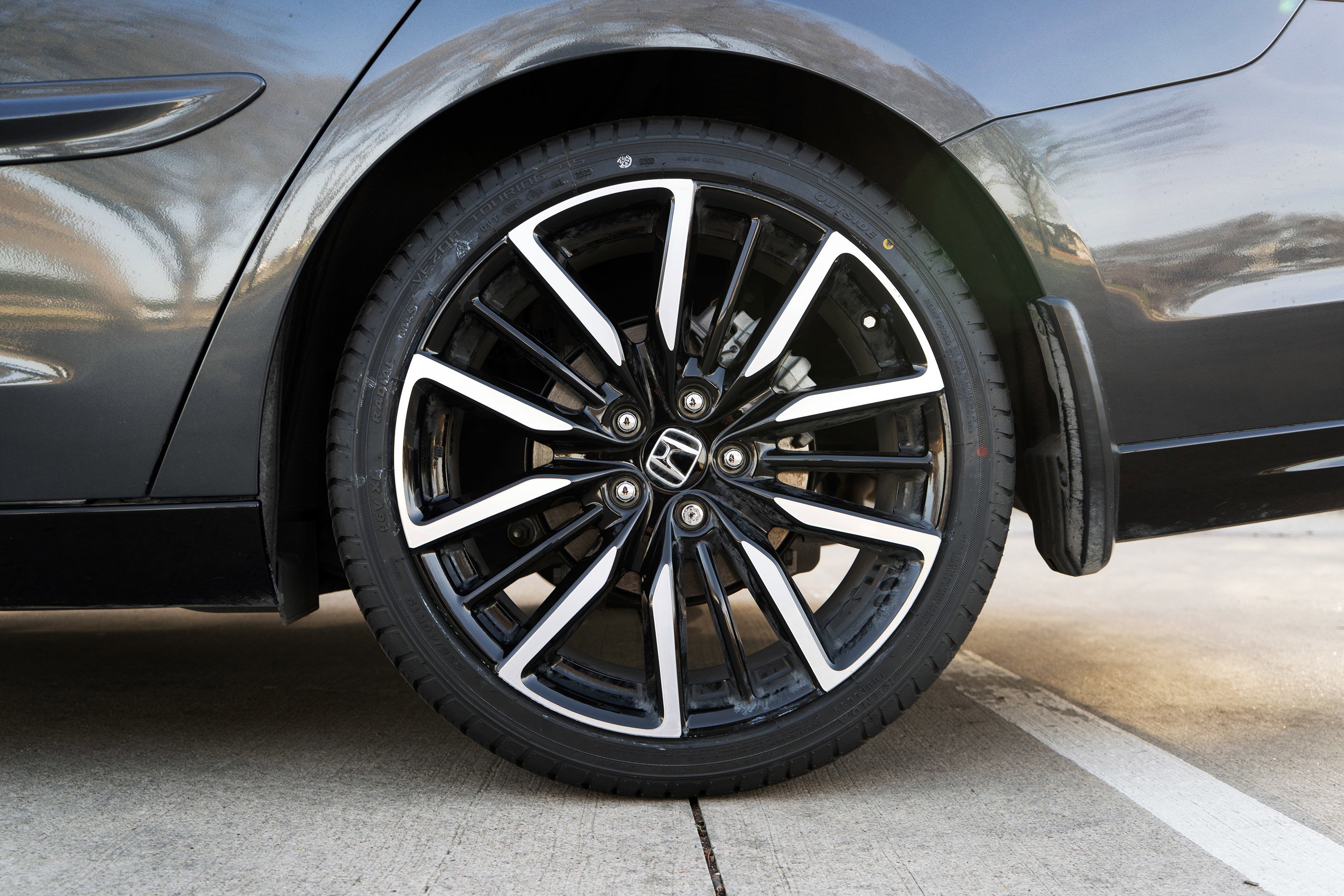 Certified 2023 Honda Accord Touring image 15