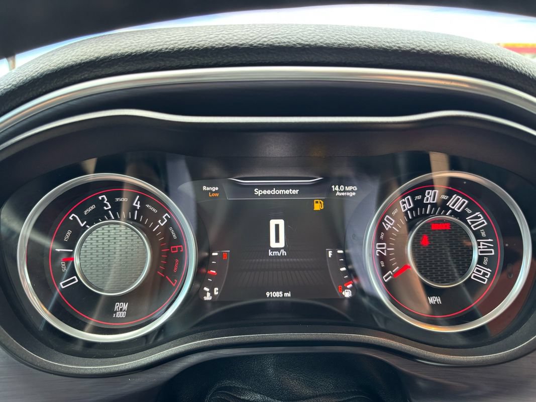 Used 2015 Dodge Challenger R/T Plus RWD image 23
