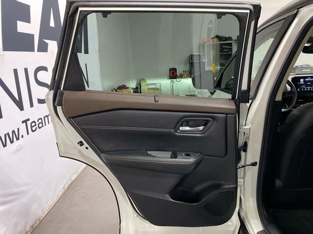 Certified 2023 Nissan Rogue SL w/ SL Premium Package image 13