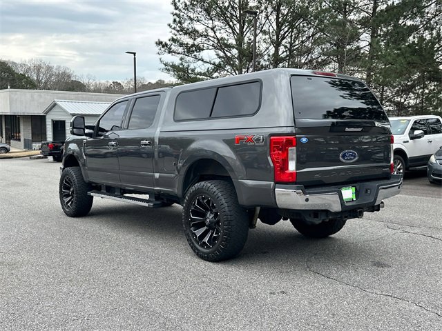 Used 2017 Ford F250 Lariat w/ Chrome Package image 5