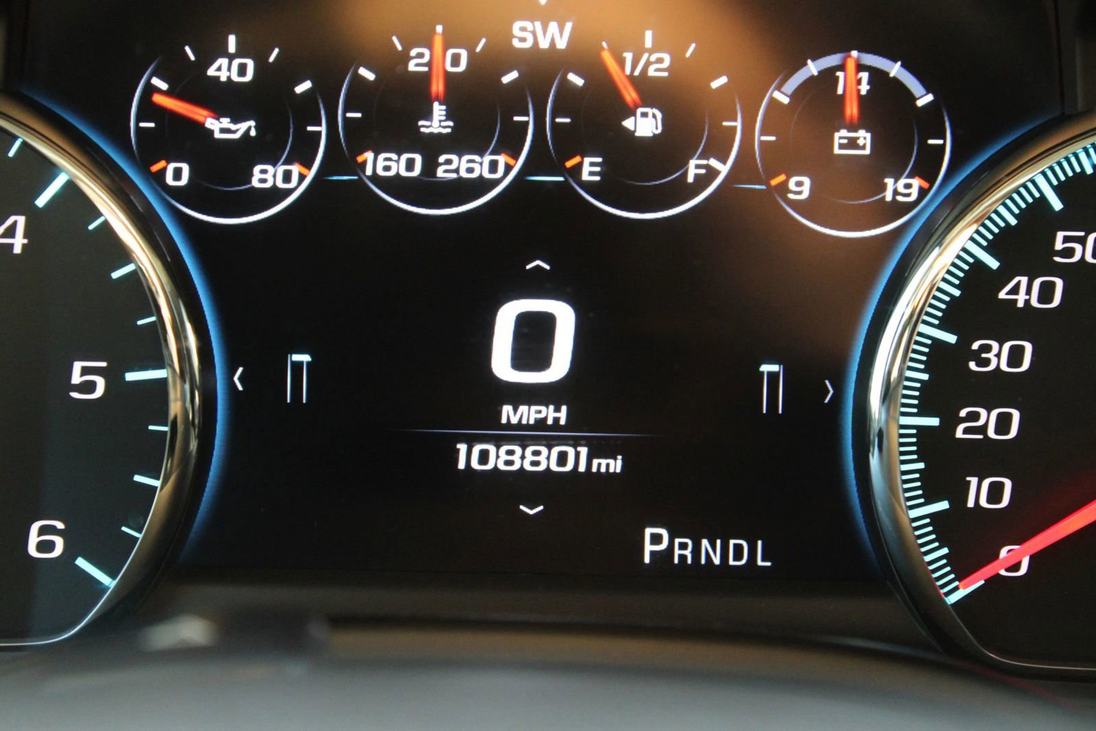 Used 2019 GMC Yukon XL SLT w/ Graphite Performance Edition image 30