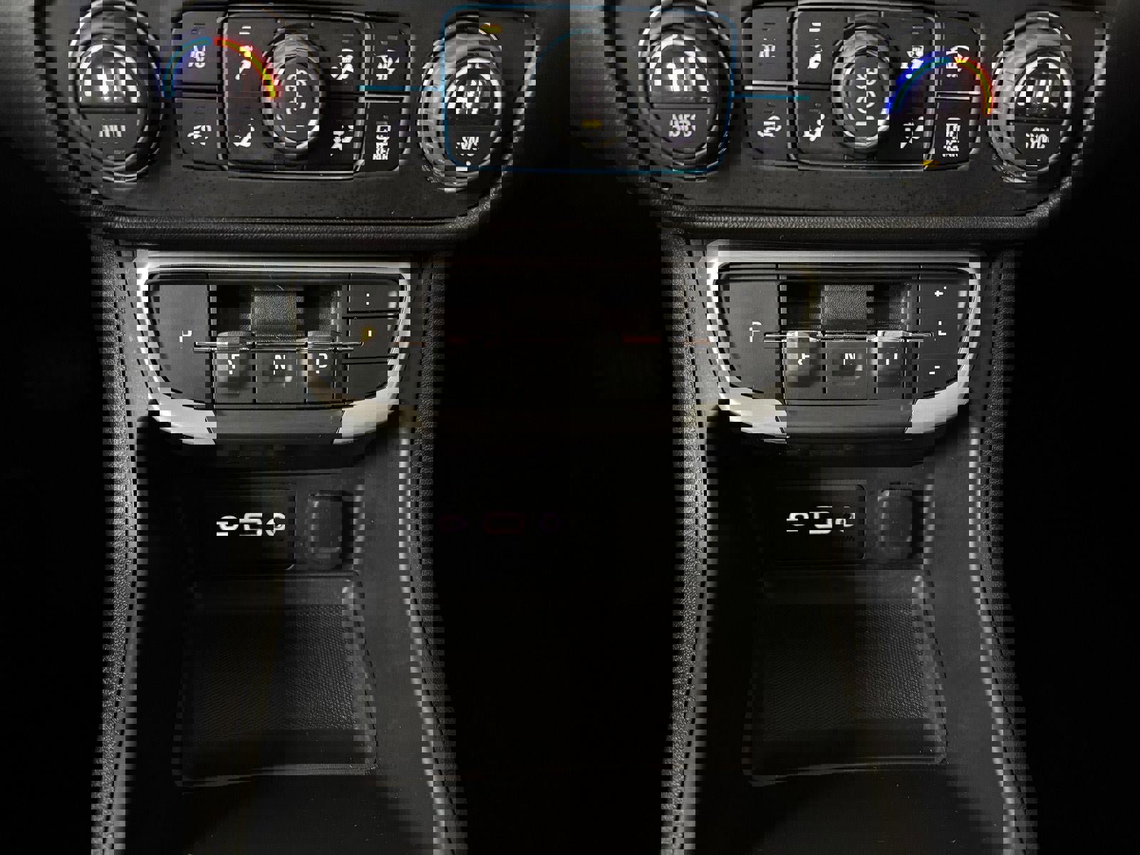 Used 2023 GMC Terrain SLE w/ Driver Convenience Package image 23