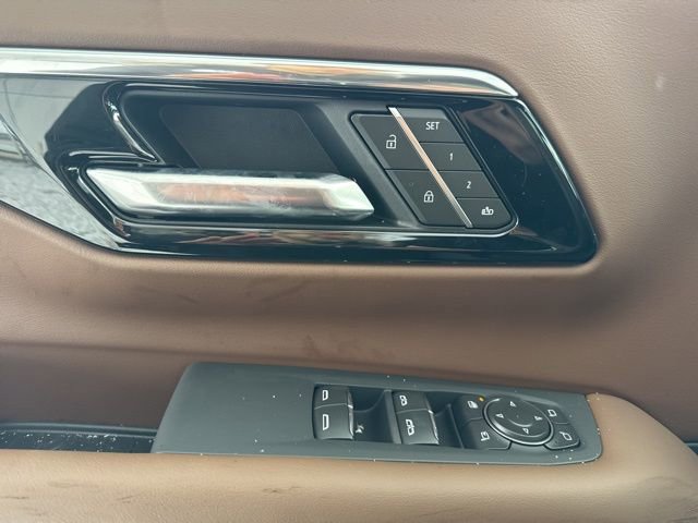 New 2026 Chevrolet Suburban High Country w/ Sun And Tow Package image 14