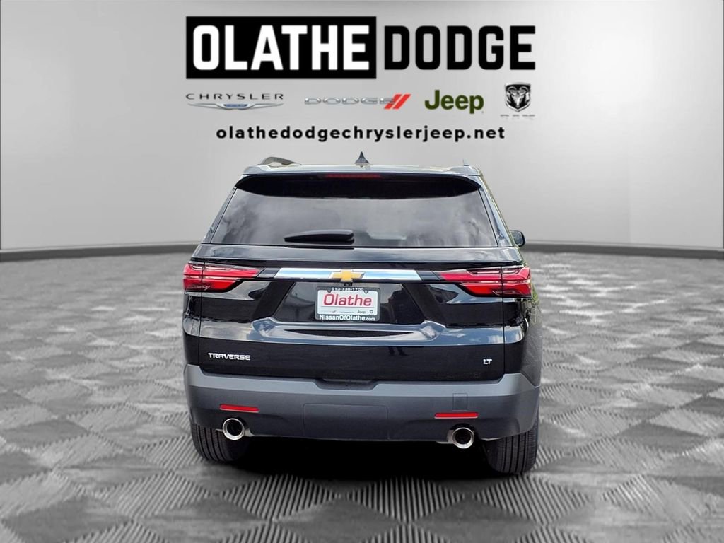 Used 2023 Chevrolet Traverse LT image 28