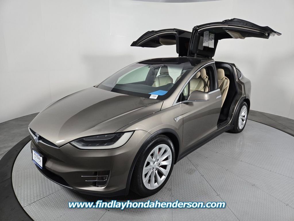 Used 2016 Tesla Model X P90D image 13