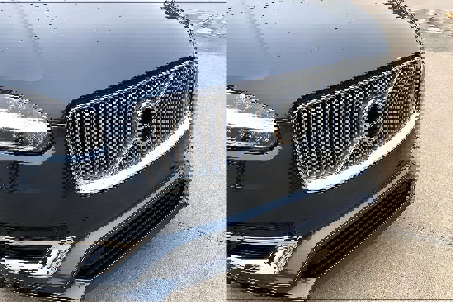 Used 2024 Volvo XC90 B6 Ultimate w/ Lounge Package image 29