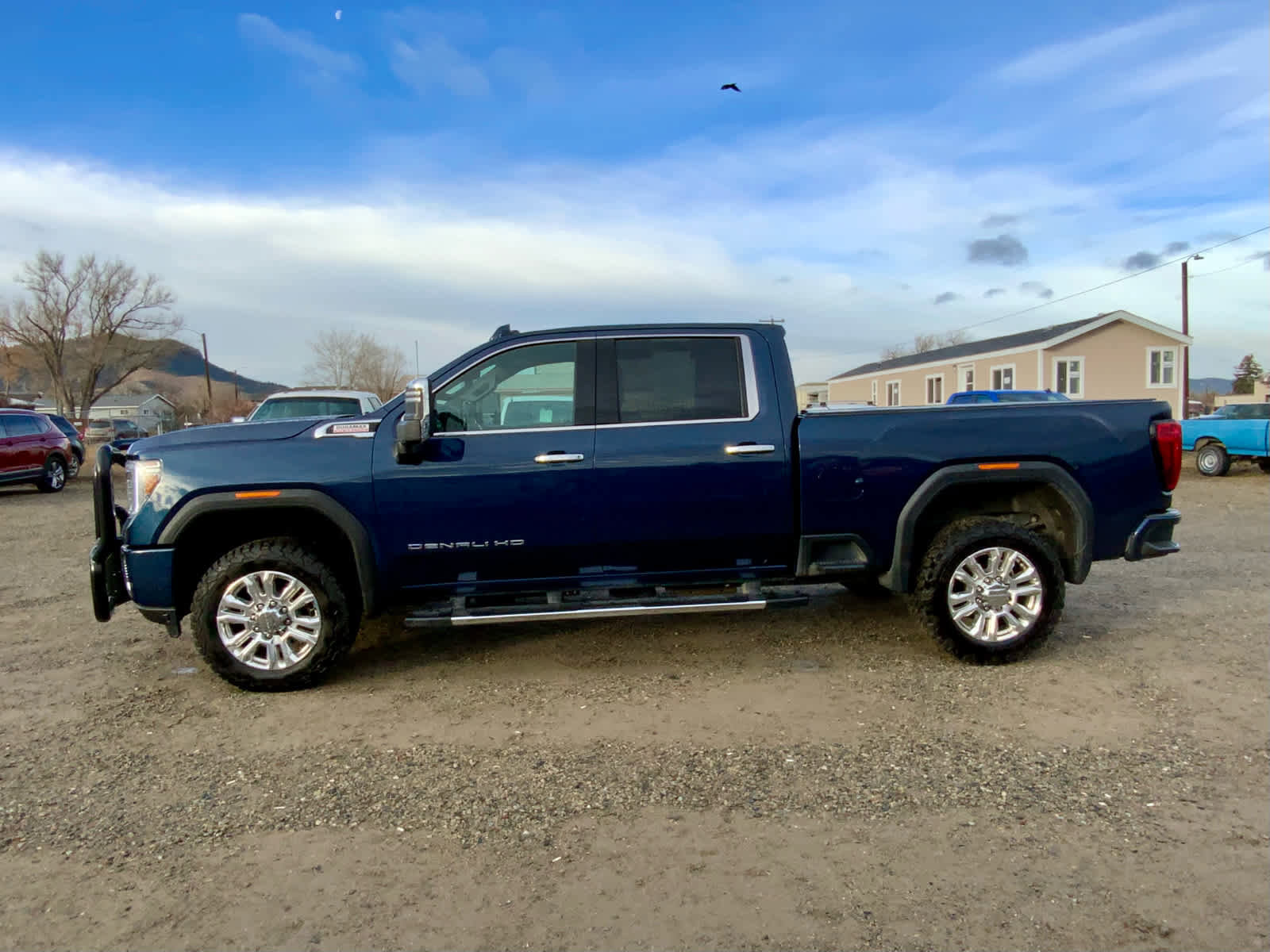Used 2023 GMC Sierra 3500 Denali w/ Denali Ultimate Package image 2
