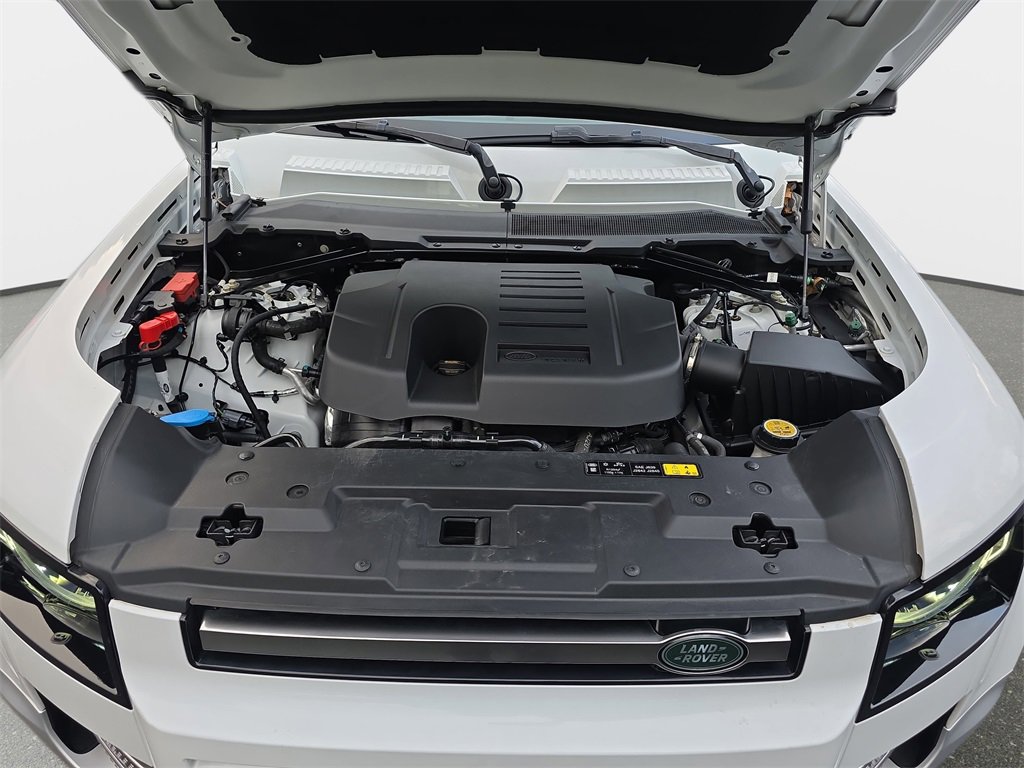 Used 2023 Land Rover Defender 130 First Edition image 33