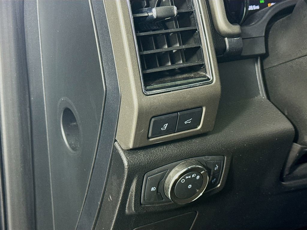 Used 2021 Ford Expedition XLT RWD image 11