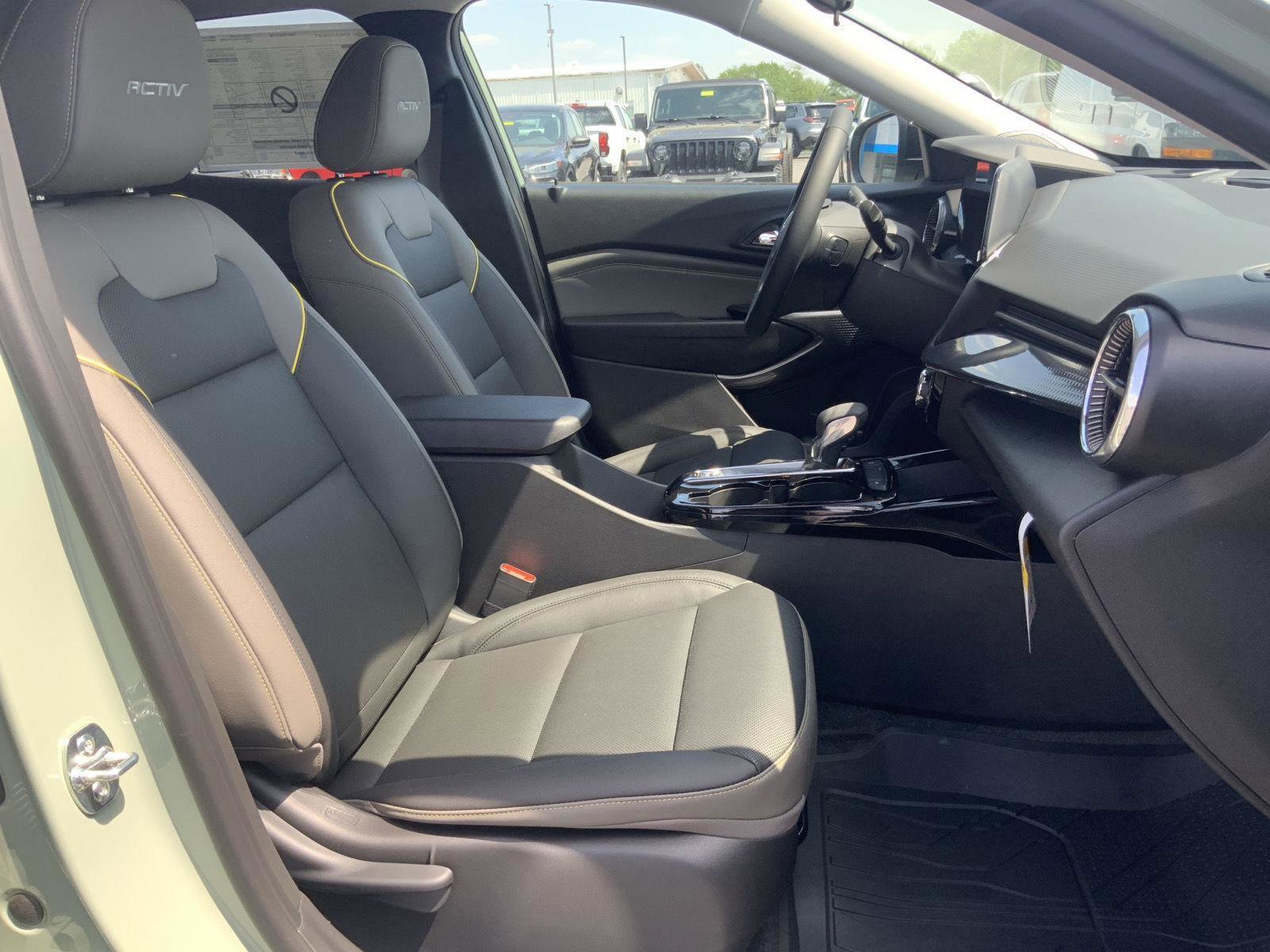 New 2026 Chevrolet Trax ACTIV FWD image 55