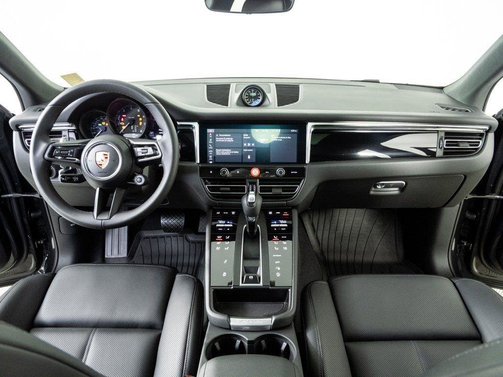 New 2026 Porsche Macan AWD/4WD image 19