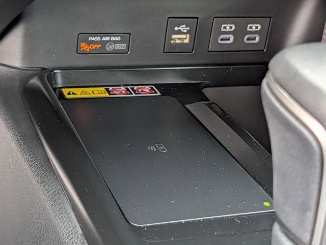 Used 2025 Toyota Camry SE FWD image 16