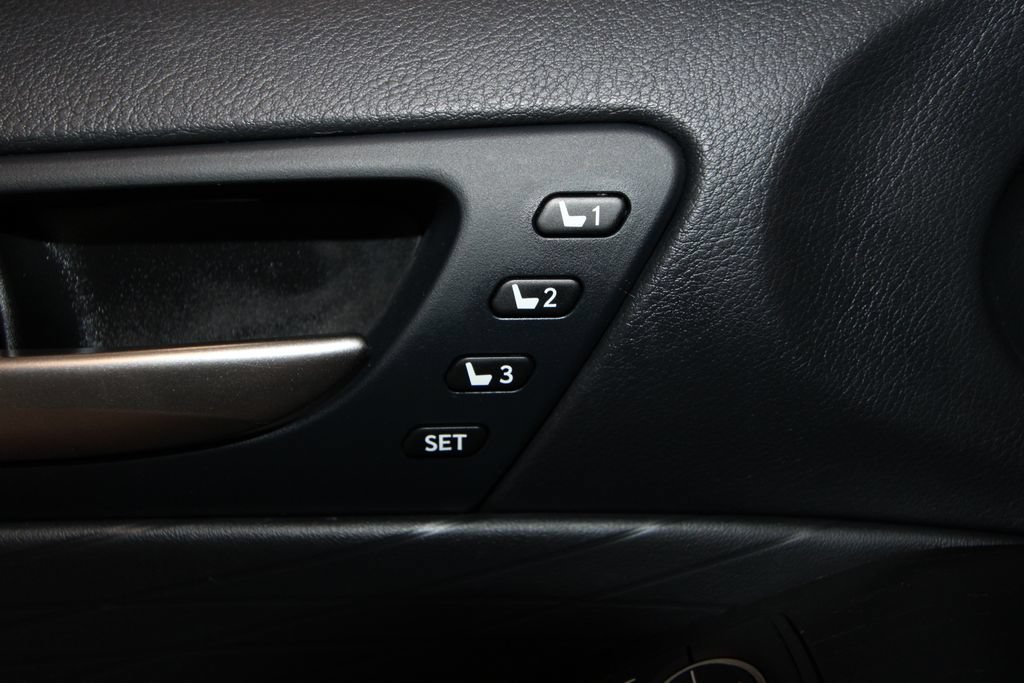 Used 2024 Lexus IS 300 w/ Premium Package RWD image 9