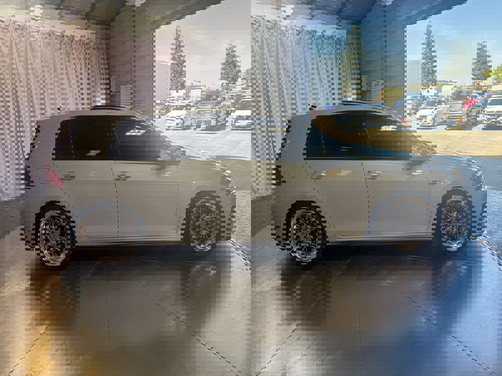 Used 2019 Volkswagen GTI S image 4