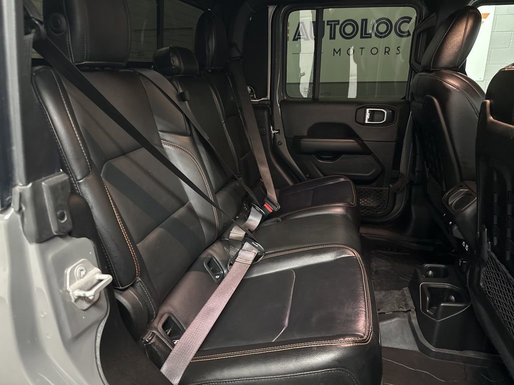 Used 2022 Jeep Gladiator Mojave w/ Cold Weather Group image 22