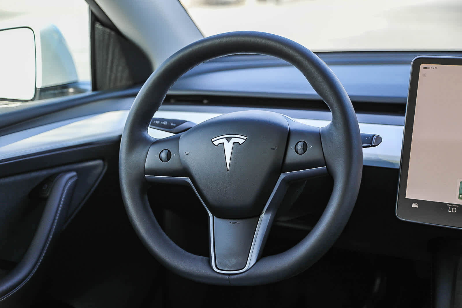 Used 2024 Tesla Model Y Performance AWD/4WD image 15