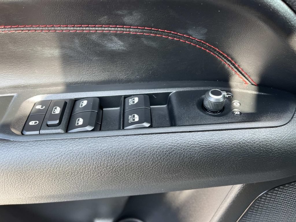 Used 2022 Jeep Compass Trailhawk w/ Sun and Sound Group AWD/4WD image 28