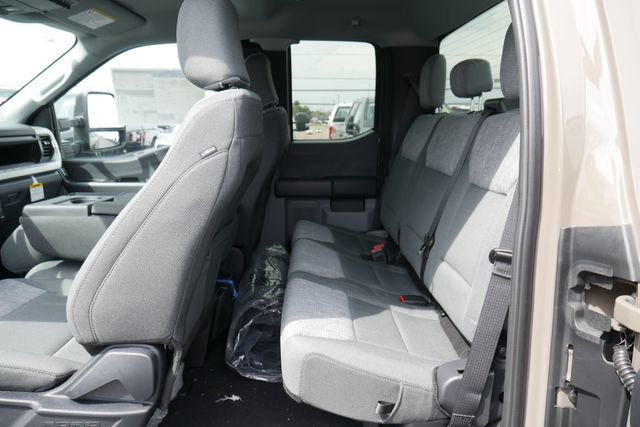 New 2026 Ford F250 XLT w/ FX4 Off-Road Package AWD/4WD image 22