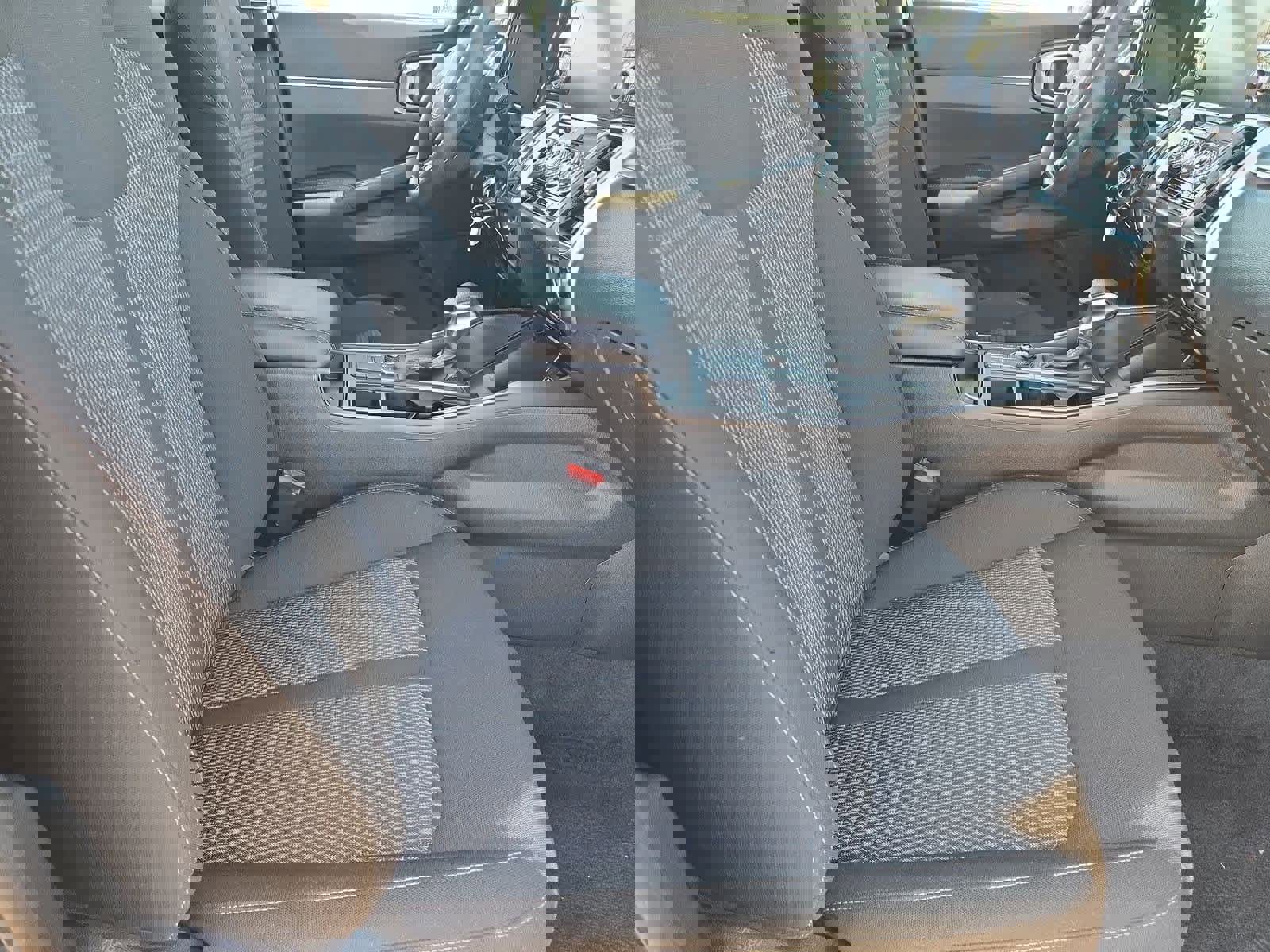 Used 2023 Kia Sorento LX image 20