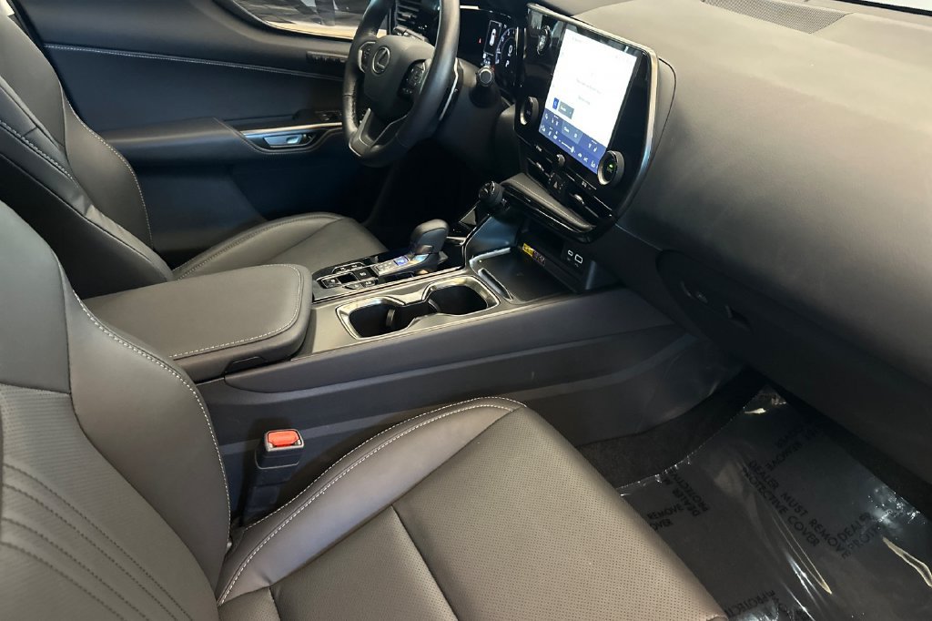 Certified 2026 Lexus NX 350 AWD w/ Accessory Package (2T) image 16