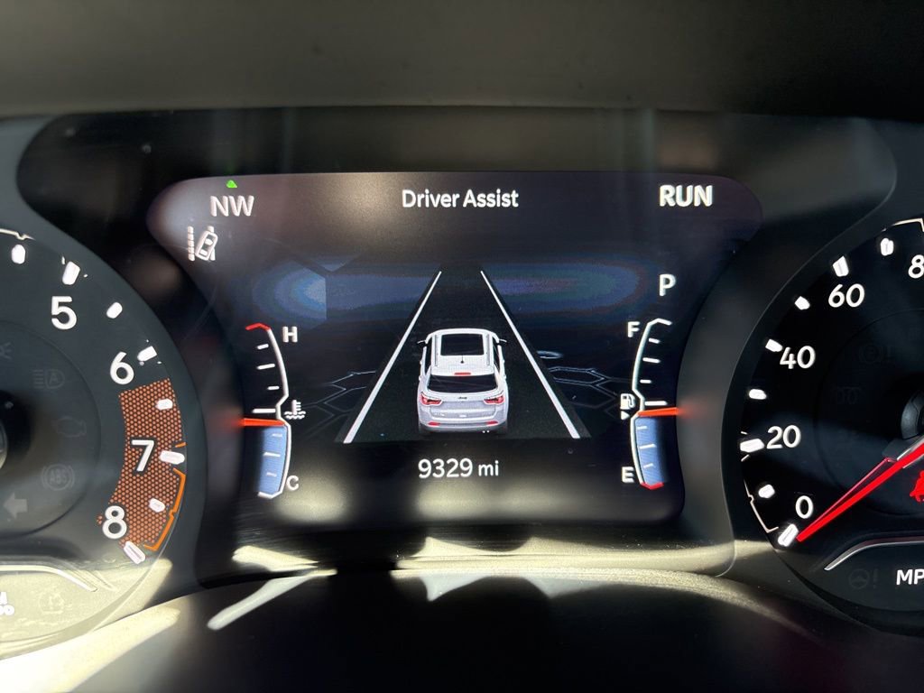 Used 2023 Jeep Compass Latitude w/ Sun and Sound Group image 27