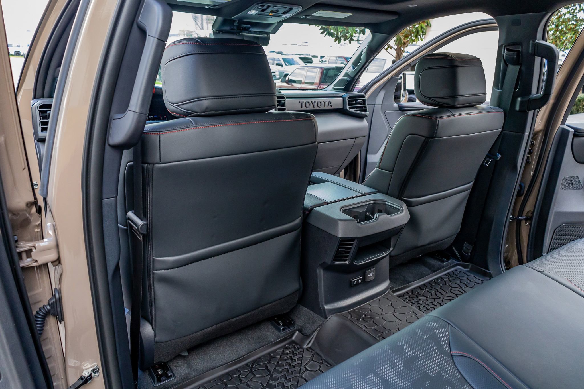Used 2025 Toyota Tundra TRD Pro AWD/4WD image 32