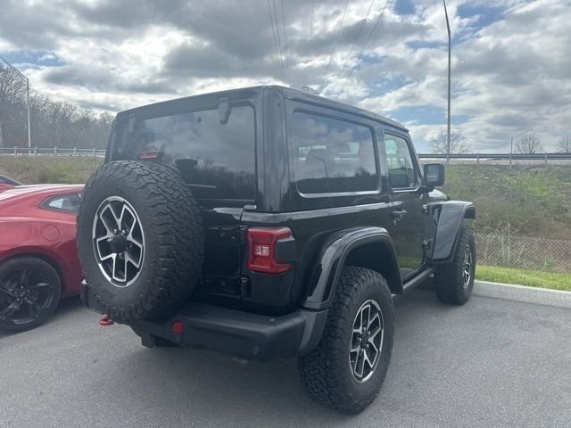 Used 2024 Jeep Wrangler Rubicon AWD/4WD image 34