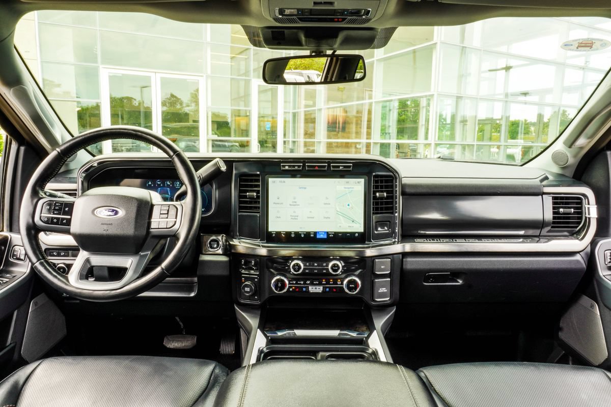 Used 2024 Ford F250 Lariat AWD/4WD image 5