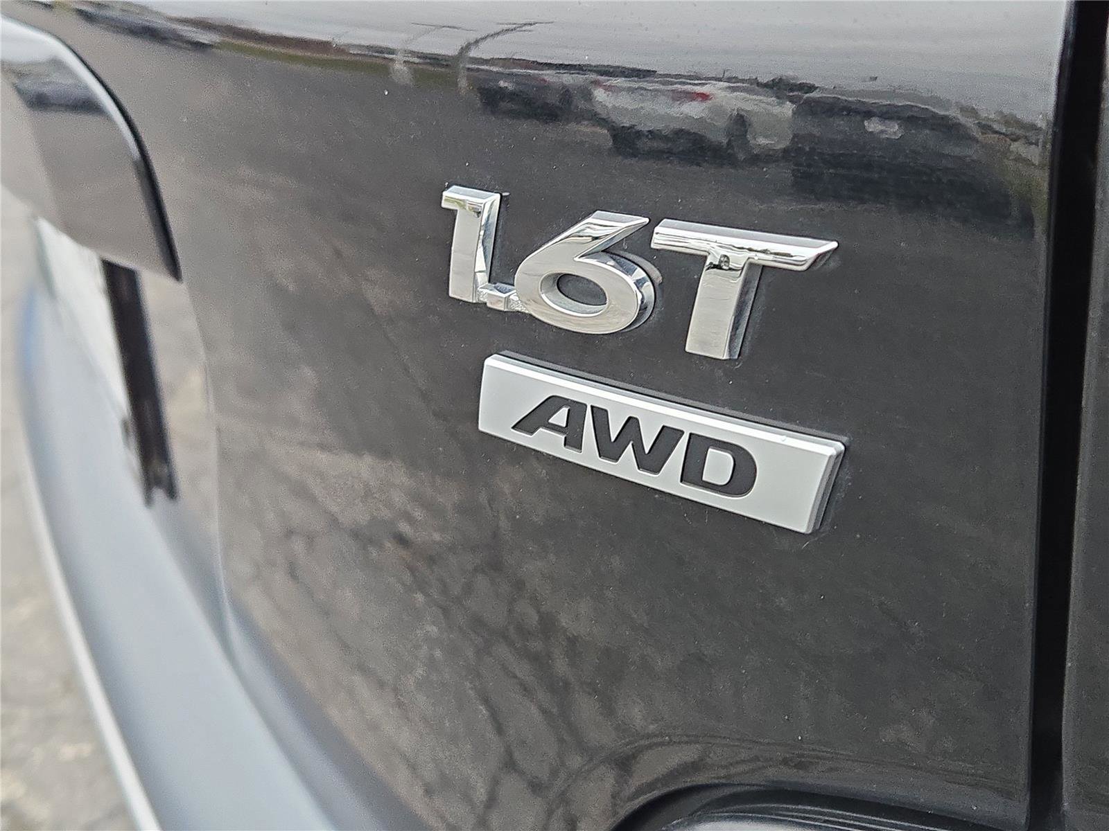 Used 2023 Hyundai Kona Limited image 30