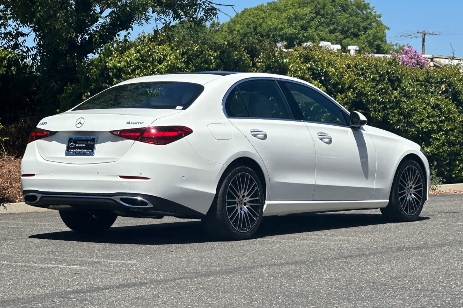 Used 2026 Mercedes-Benz C 300 4MATIC Sedan image 3