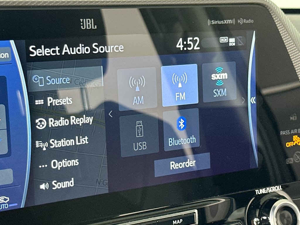 Used 2022 Toyota Highlander Platinum FWD image 32