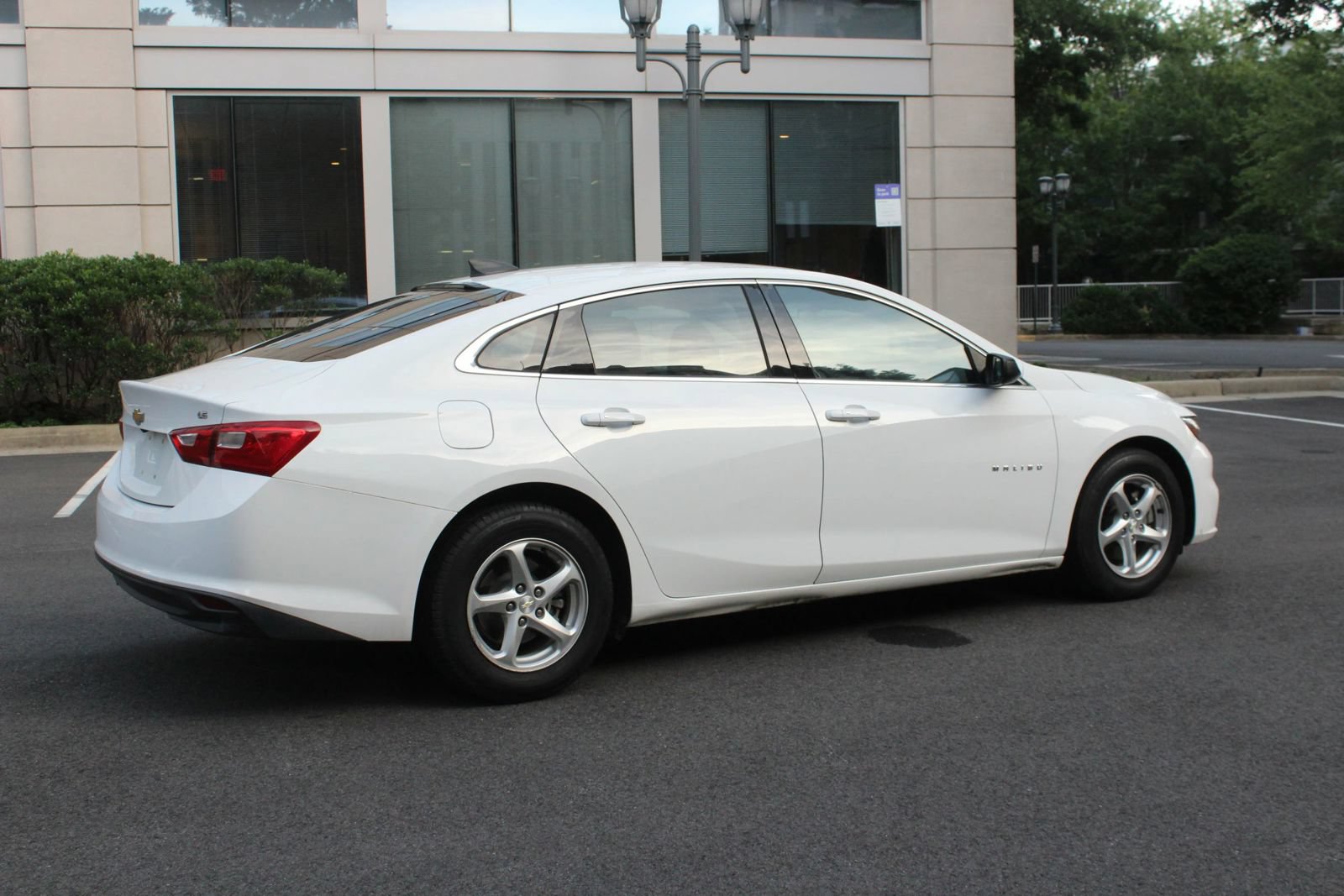 Used 2016 Chevrolet Malibu LS FWD image 7