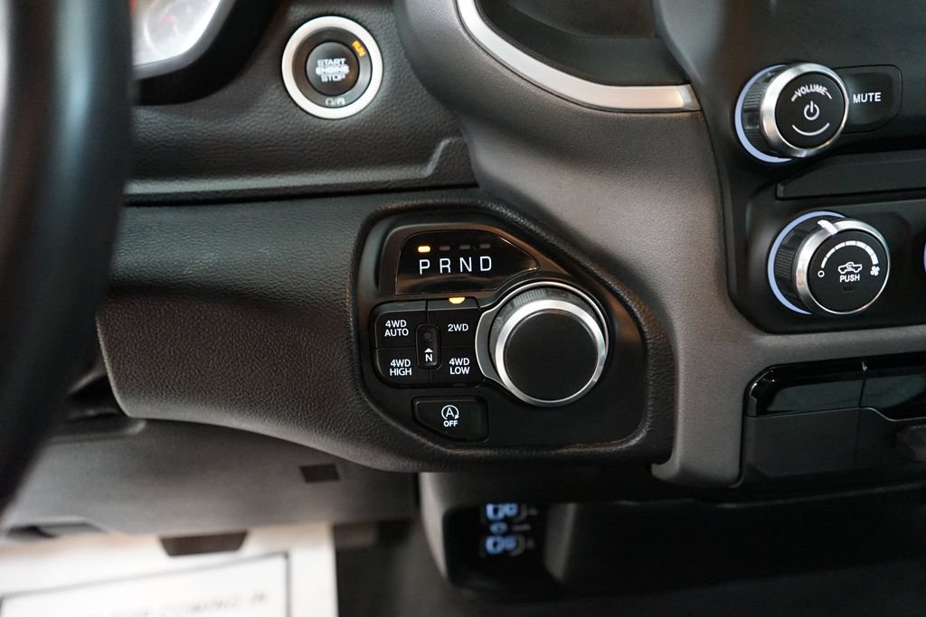 Used 2022 RAM 1500 Big Horn AWD/4WD image 39