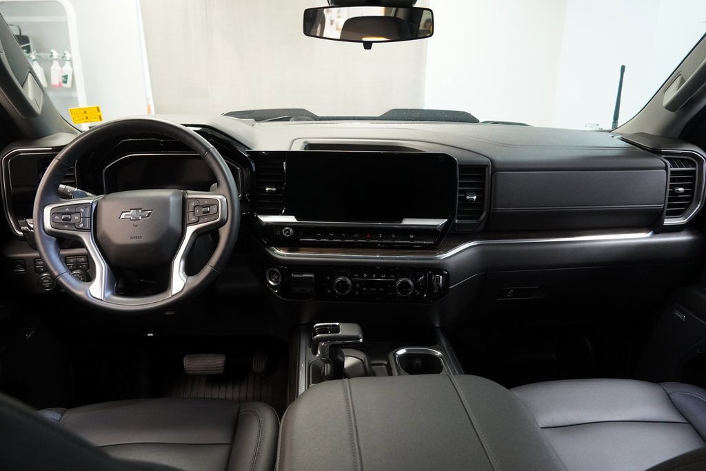 Certified 2024 Chevrolet Silverado 1500 LT Trail Boss w/ Convenience Package II image 12