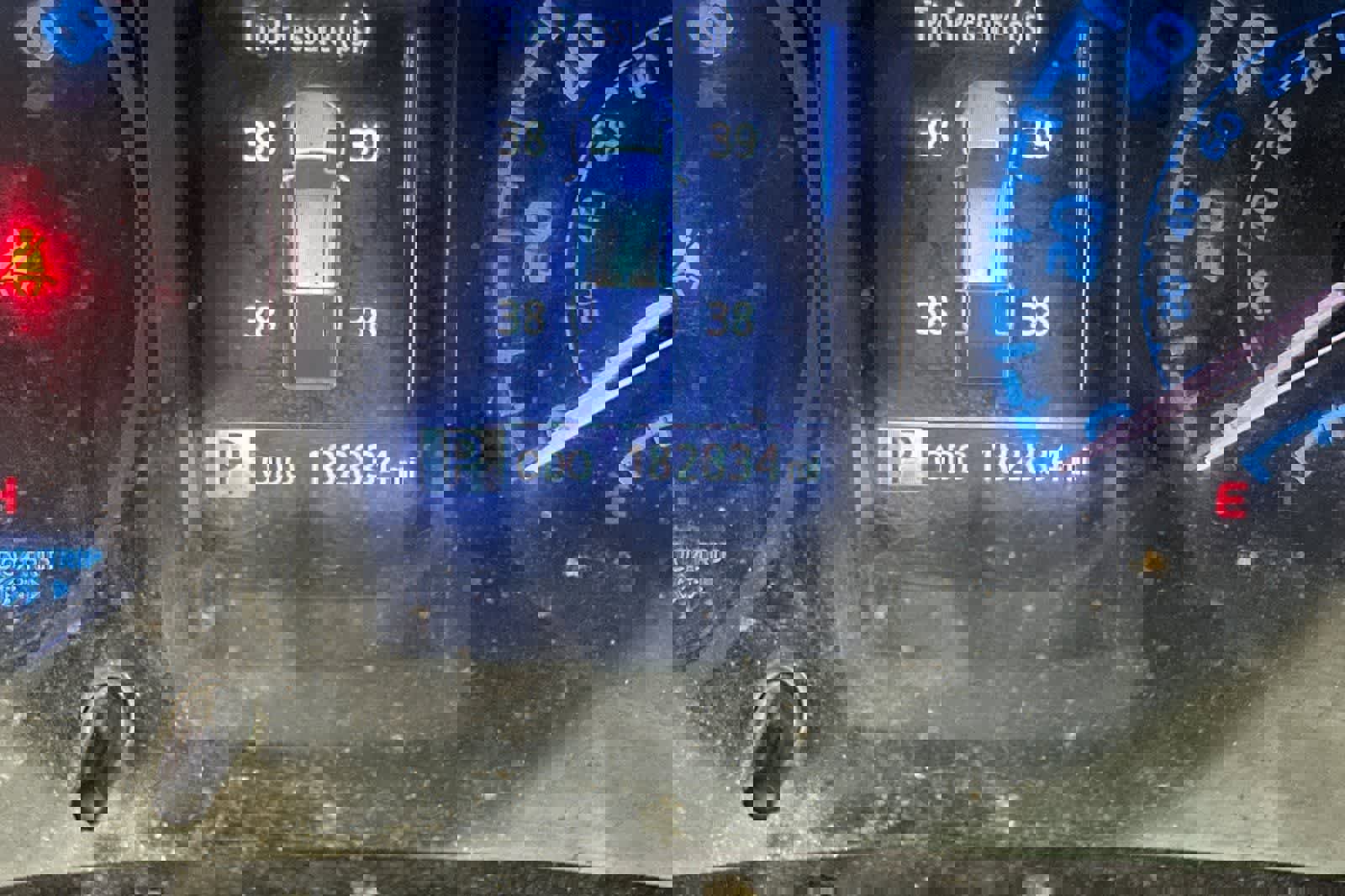 Used 2016 Toyota Tacoma TRD Off-Road w/ Premium & Technology Package image 21