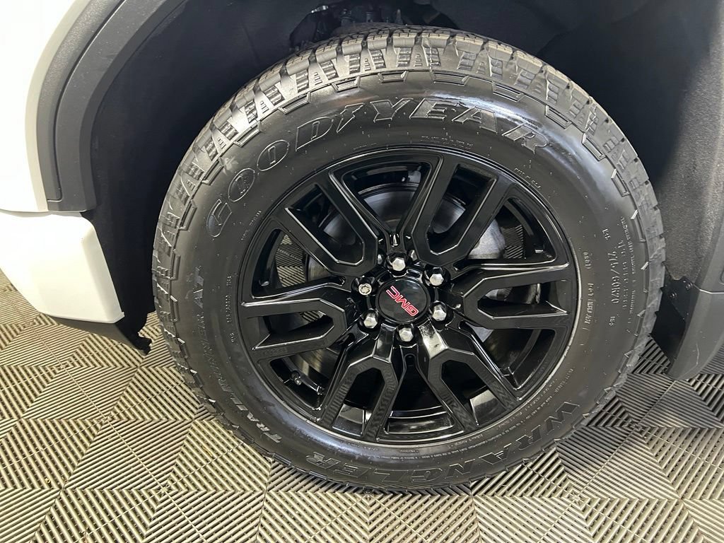 Certified 2021 GMC Sierra 1500 Elevation w/ LPO, Elevation Black Package AWD/4WD image 32