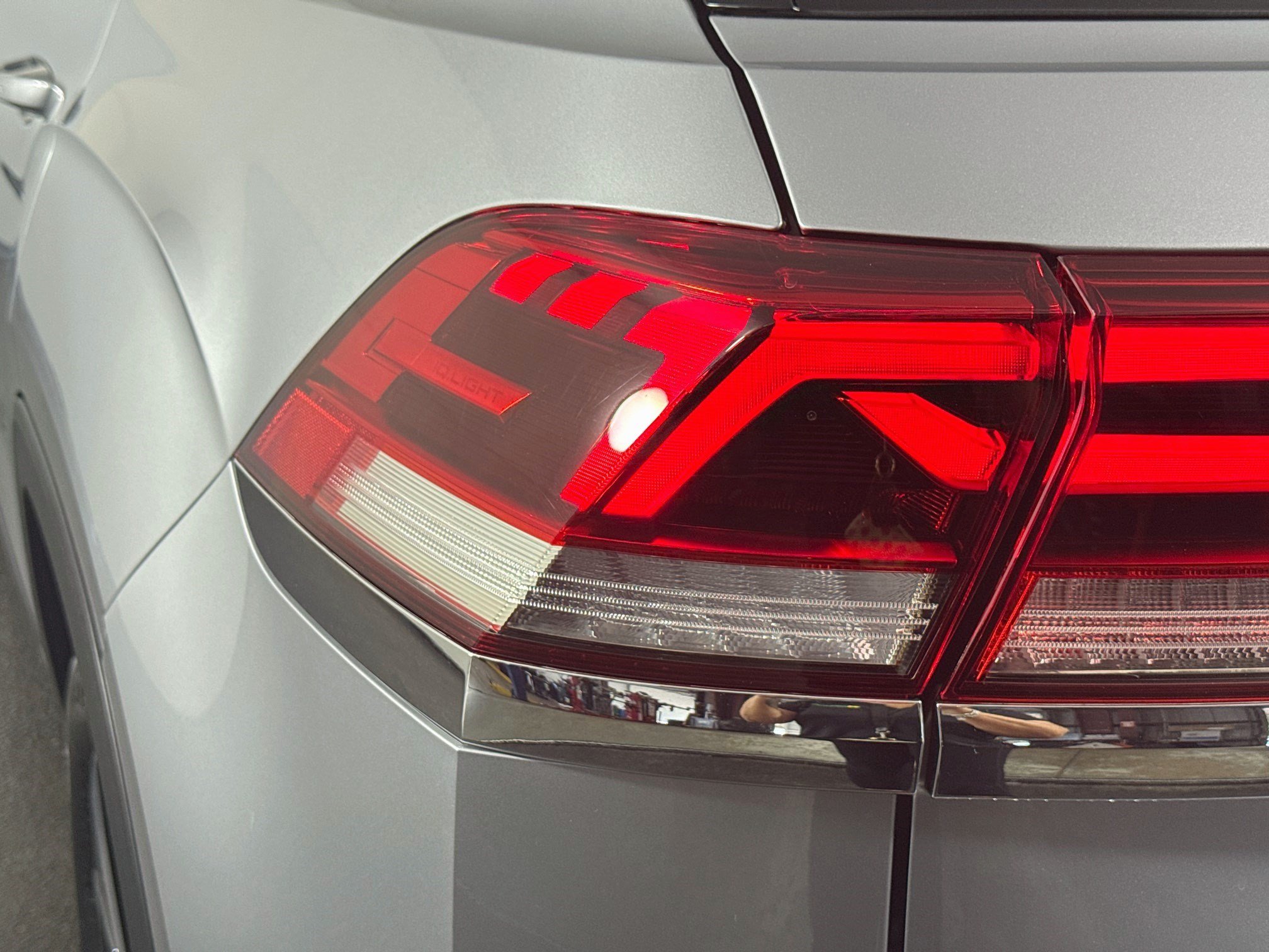 Used 2026 Volkswagen Atlas Cross Sport SE FWD image 36