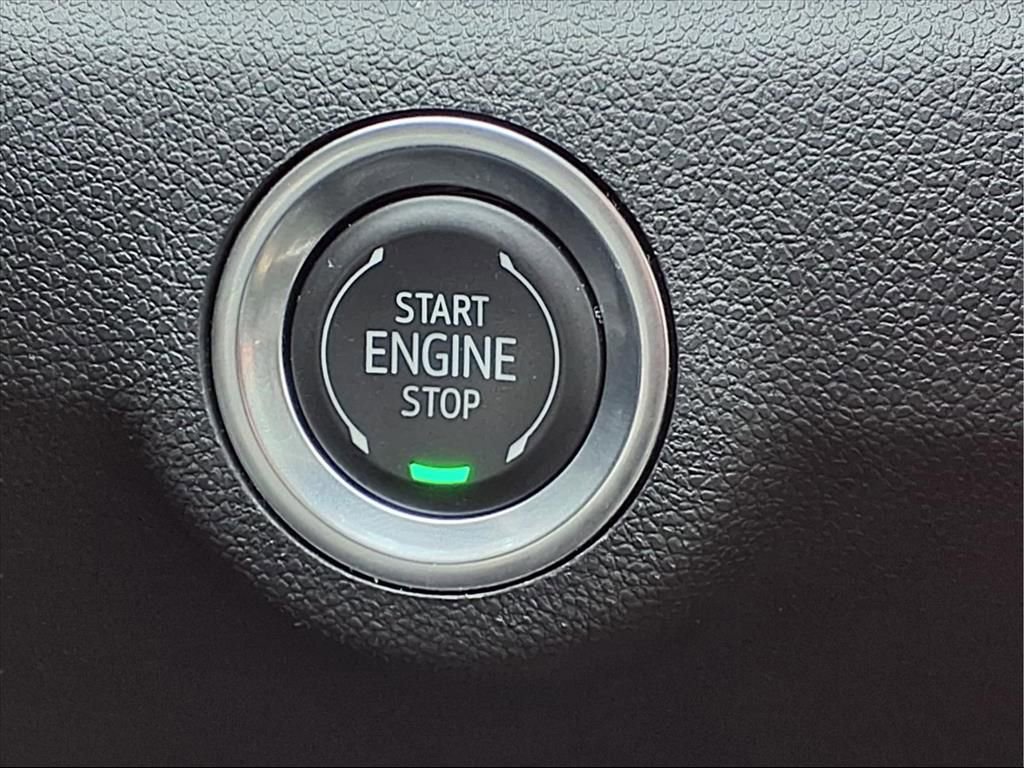 Used 2025 GMC Terrain Elevation w/ Elevation Premium Package image 17