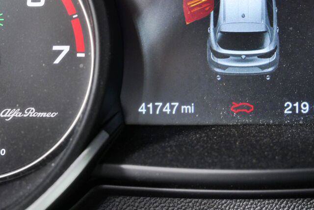 Used 2022 Alfa Romeo Stelvio Sprint AWD/4WD image 13
