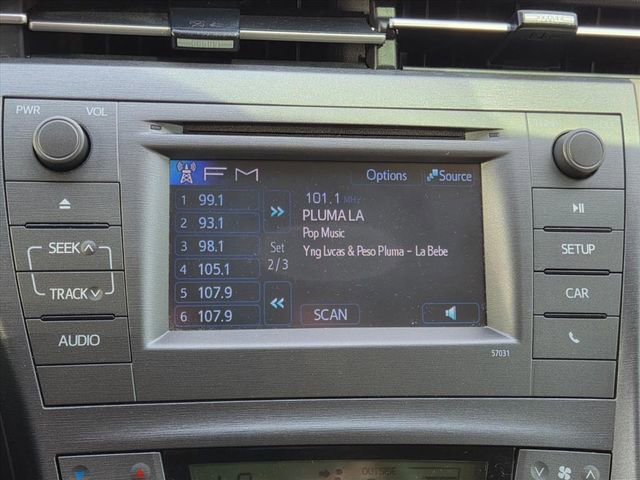 Used 2014 Toyota Prius Two image 12