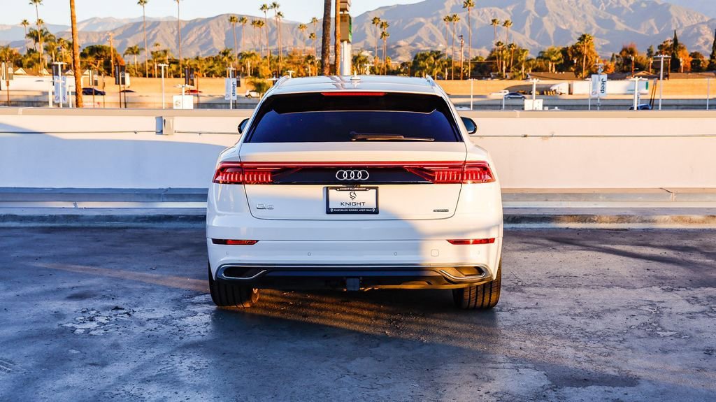 Used 2023 Audi Q8 Prestige w/ Prestige Package image 8