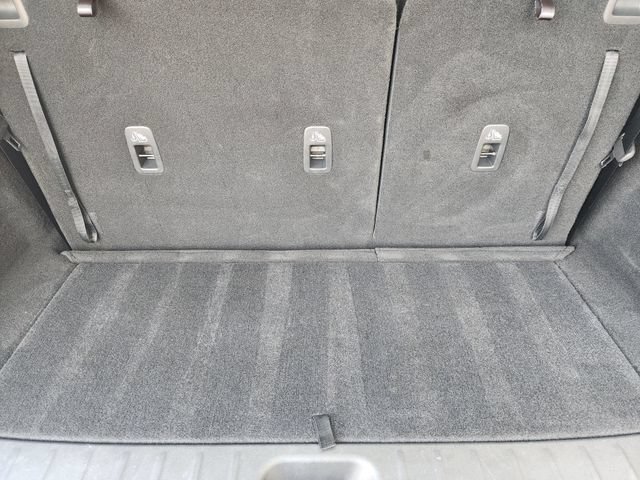 Used 2025 Nissan Pathfinder S FWD image 33