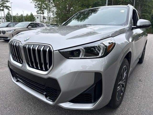 Certified 2023 BMW X1 xDrive28i w/ M Sport Package AWD/4WD image 9