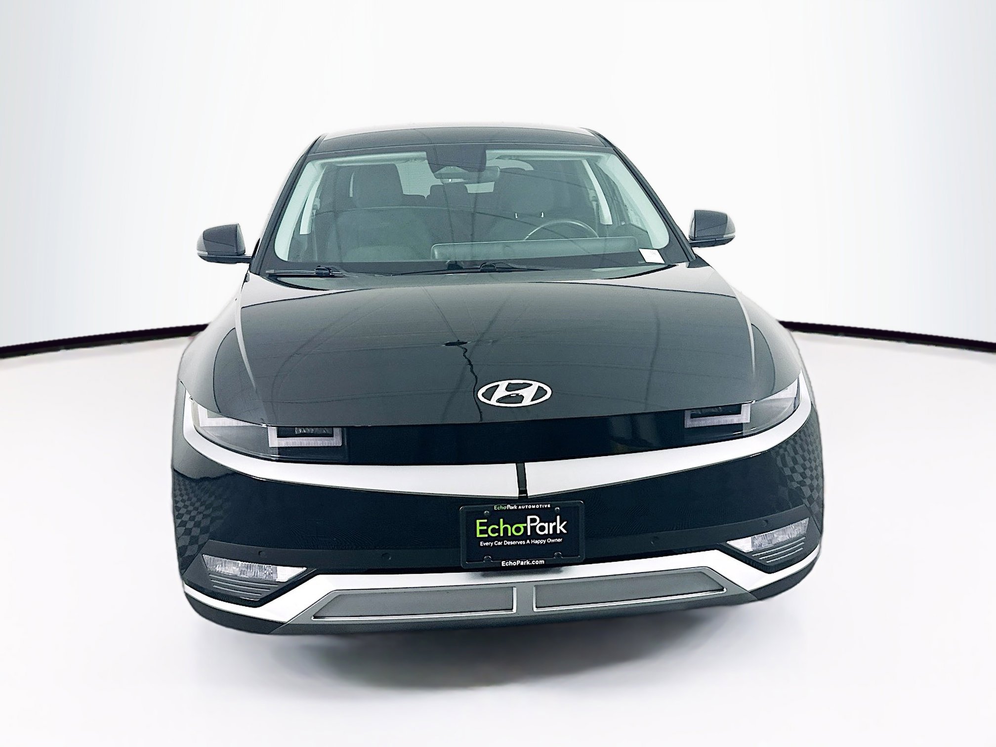 Used 2024 Hyundai Ioniq 5 SEL image 2