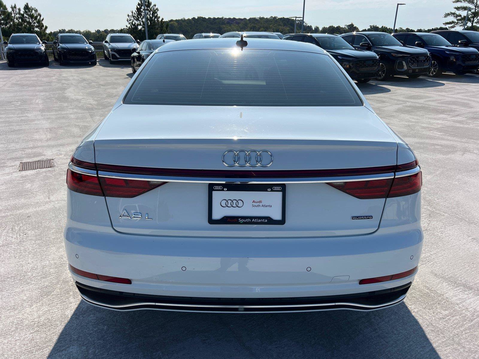 Used 2022 Audi A8 L 3.0T AWD/4WD image 6