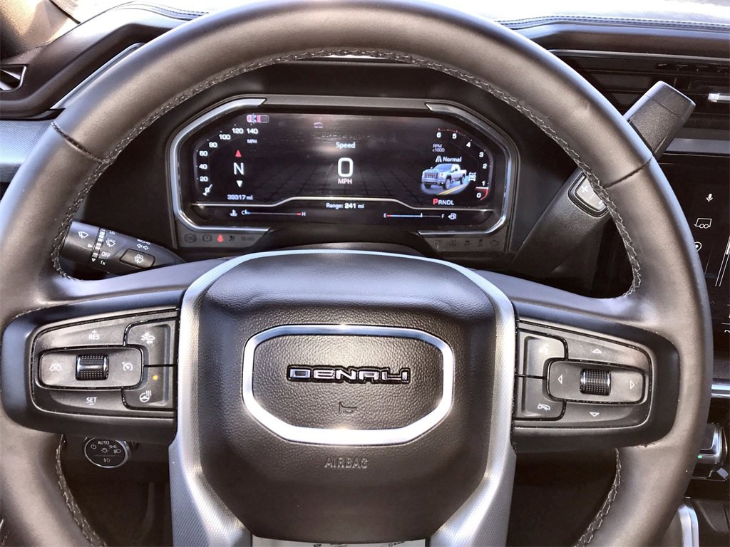 Used 2024 GMC Sierra 2500 Denali w/ Denali Reserve Package image 14