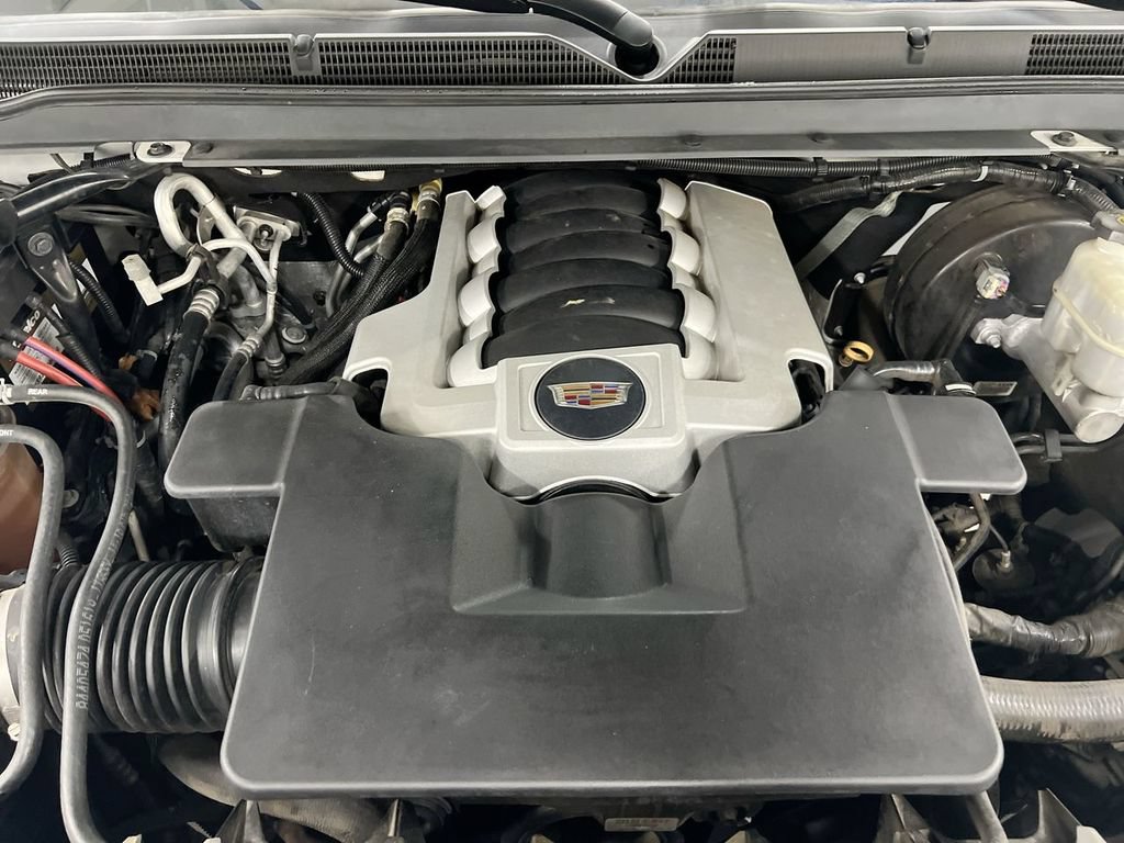 Used 2019 Cadillac Escalade ESV Luxury AWD/4WD image 27